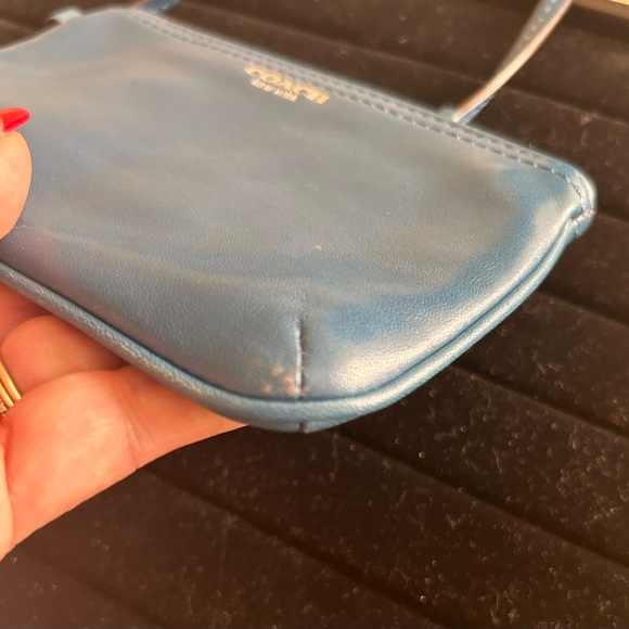 Coach blue wristlet - Picture 5 of 6